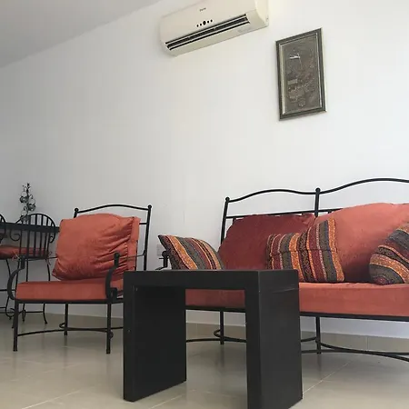 Sea Vistas Duplex Apartment Kyrenia (Northern Cyprus)